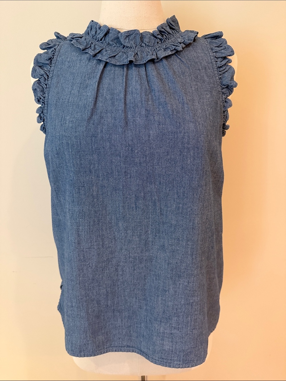 J. Crew ruffle trim chambray sleeveless blouse size Small